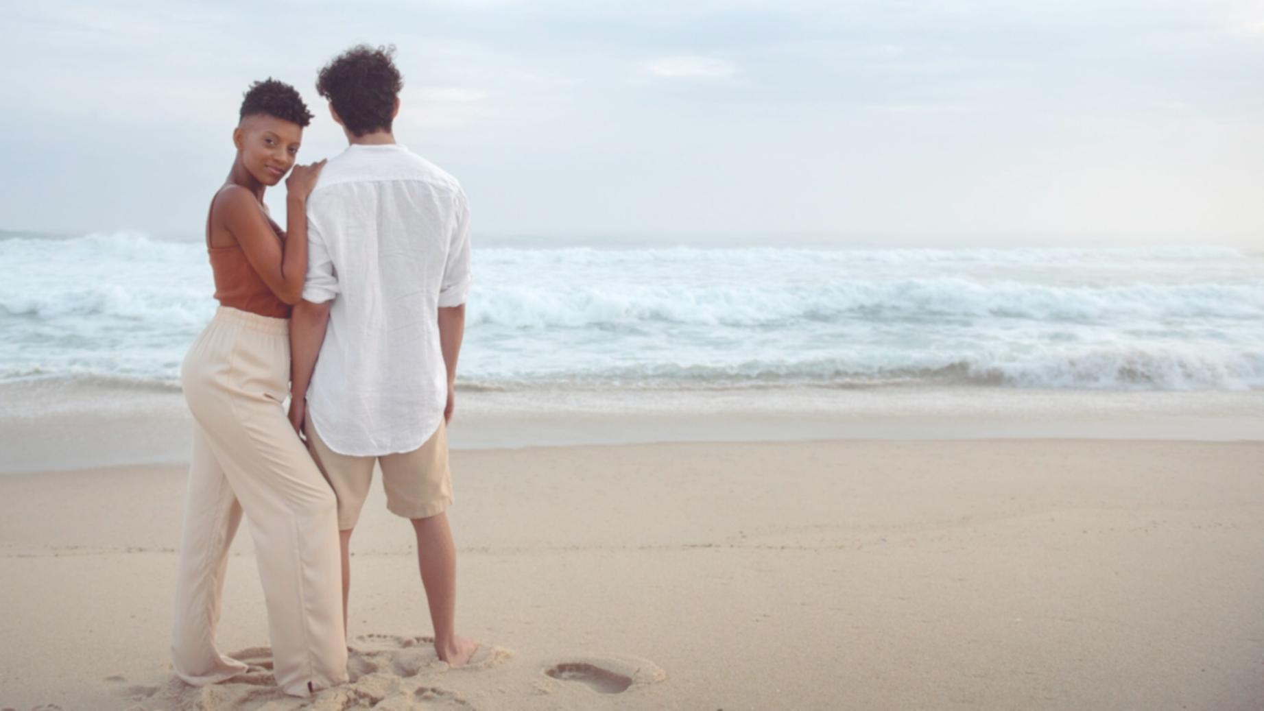 Familie beim gemeinsamen Lernen
